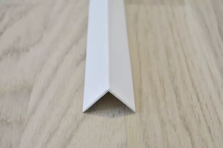 Kulmalista 10x10mm valkoinen 270cm - Muovilistat - 0011625 - 1